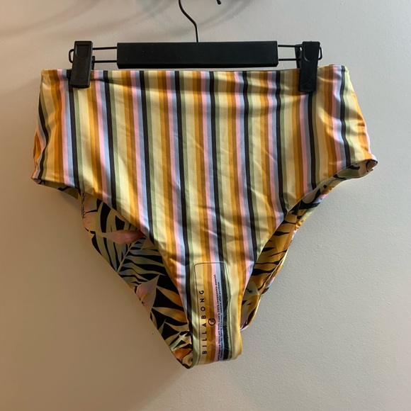 Reversible Billabong High Waisted Bikini Bottom - Picture 2 of 5